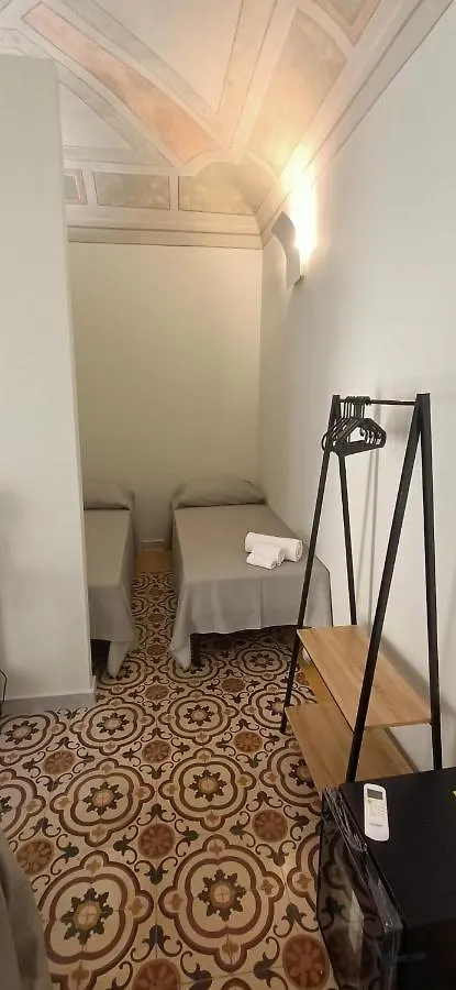 Domus Maqueda Bed & Breakfast Palermo 0*,  Italy